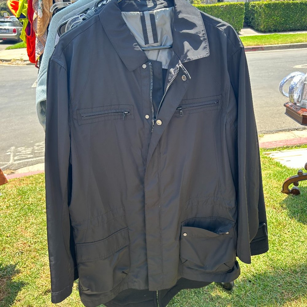 Elie Tahari men's winderbreaker coat